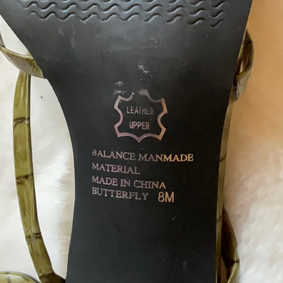 BP sandals 8M - Picture 6 of 6